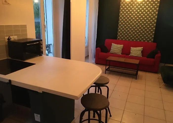 Terrasses Du Port 5 Mn, T2 Moderne Tout Equipe 5 Couchages