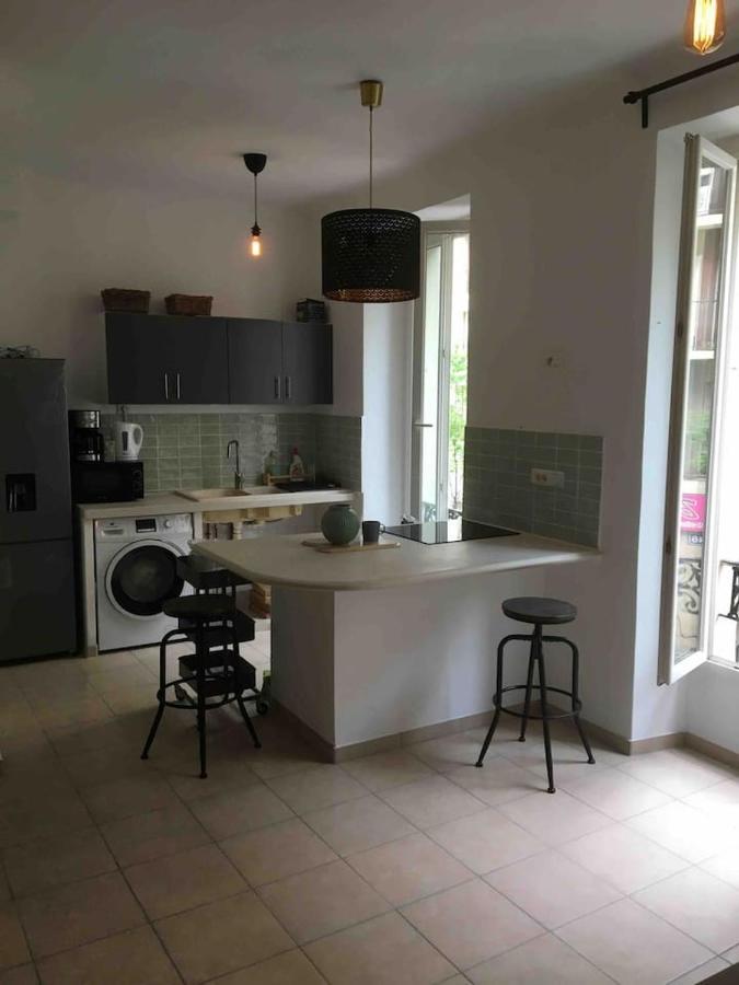 Terrasses Du Port 5 Mn, T2 Moderne Equipe 5 Couchages Marseille
