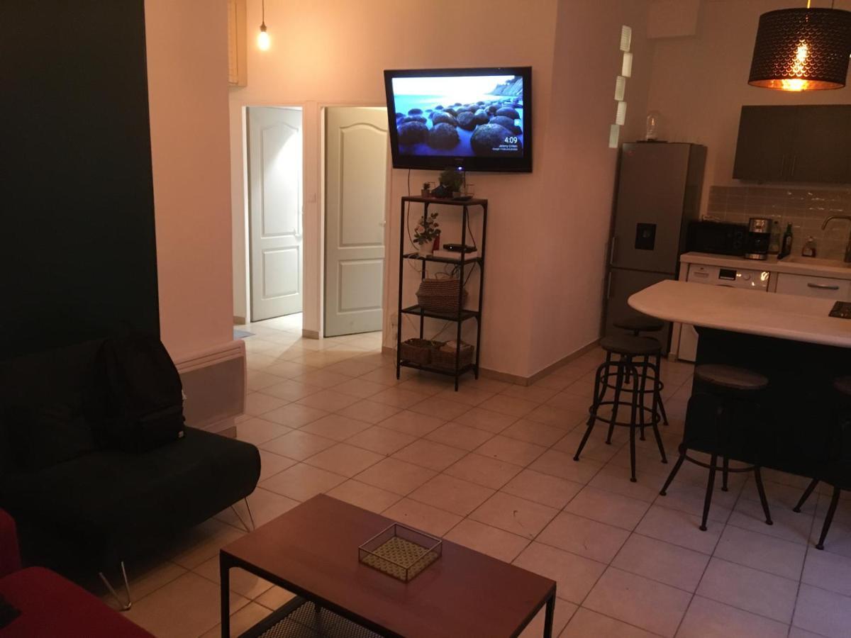 Terrasses Du Port 5 Mn, T2 Moderne Equipe 5 Couchages Marseille