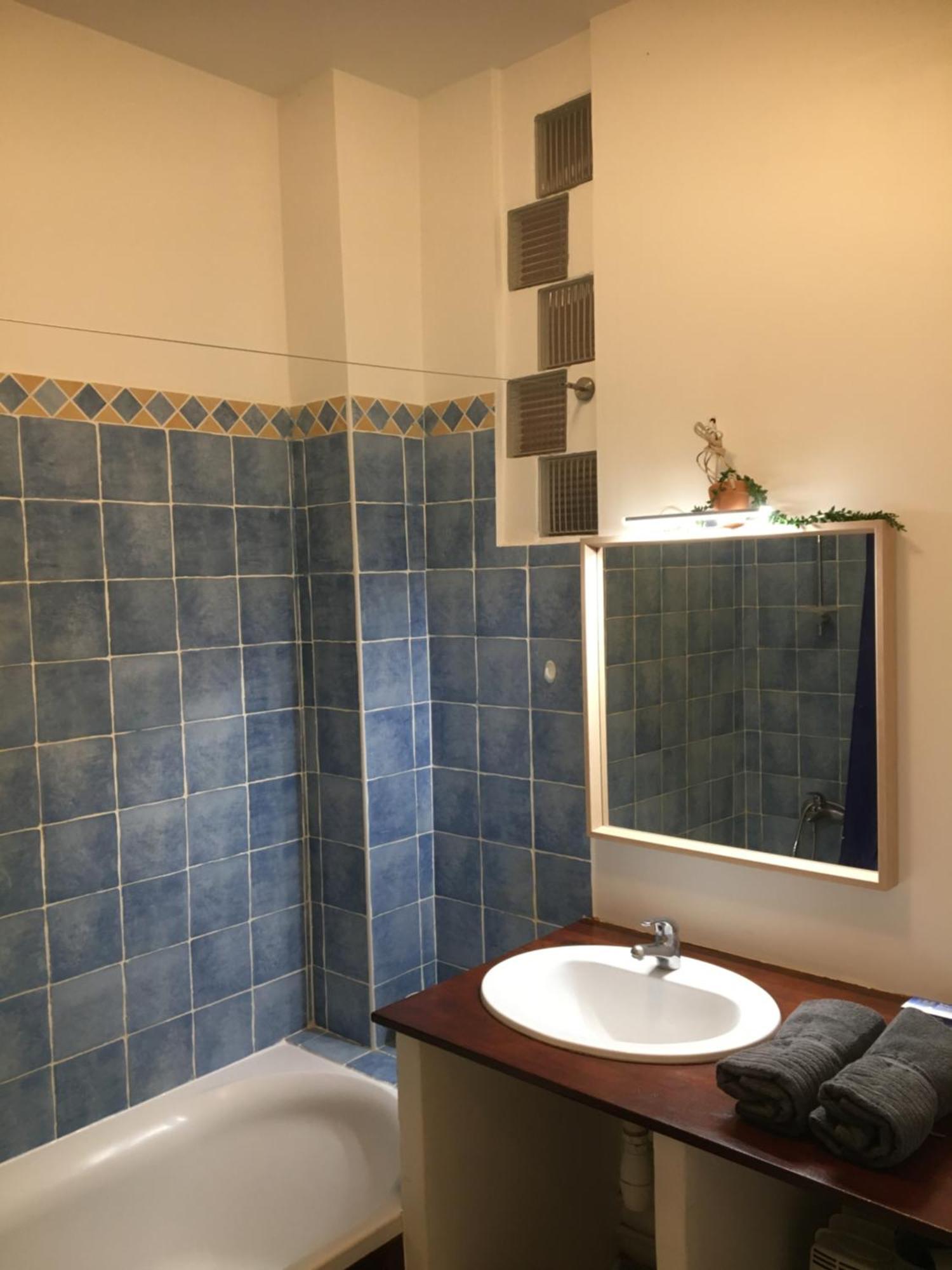 Apartment Terrasses Du Port 5 Mn, T2 Moderne Equipe 5 Couchages